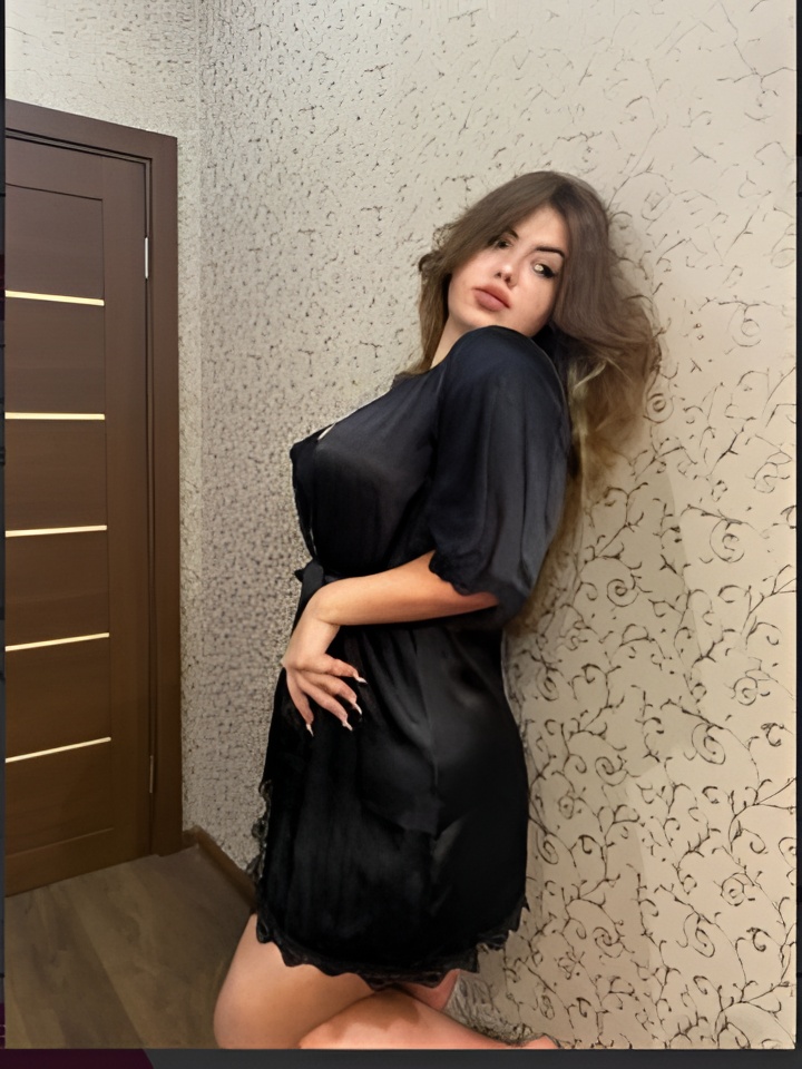 Ангелина привлекальеная девушка из Майкопа цена от 2000 руб