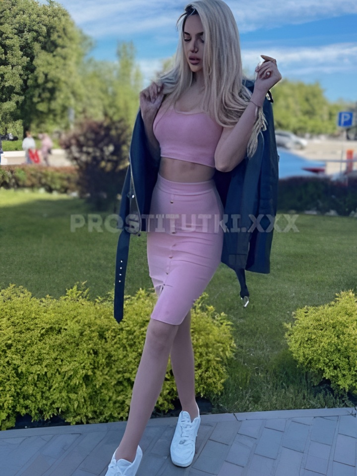 Галя привлекальеная девушка из Майкопа цена от 10000 руб