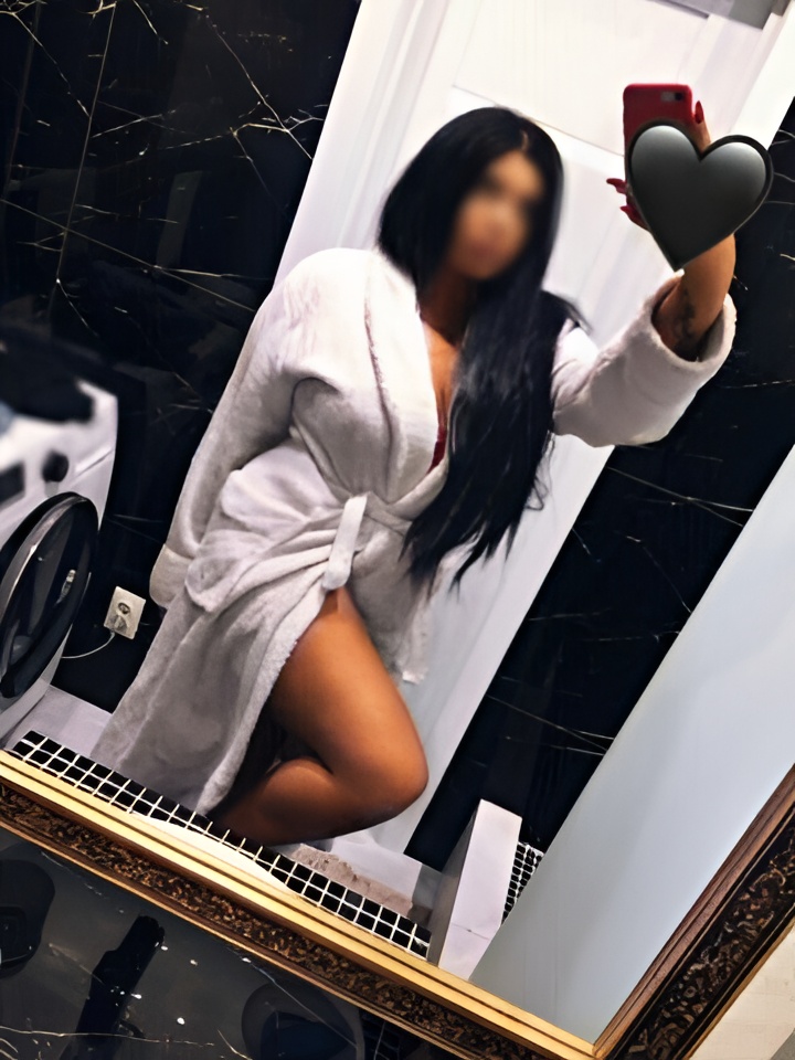 Каролина привлекальеная девушка из Майкопа цена от 2500 руб