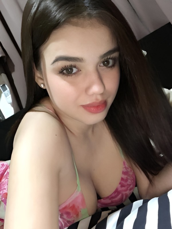 Василиса привлекательная девушка из Майкопа цена от 4000 руб