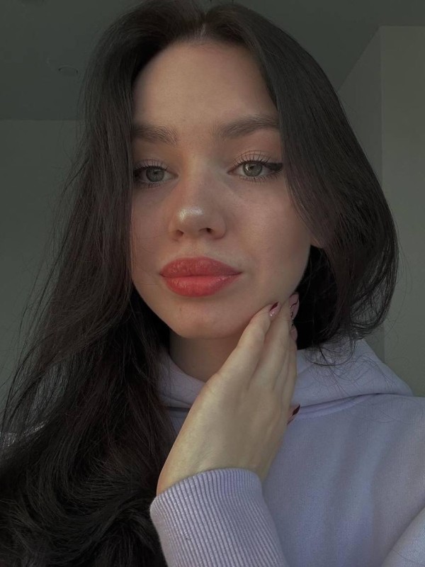 Алиска привлекательная девушка из Майкопа цена от 7000 руб